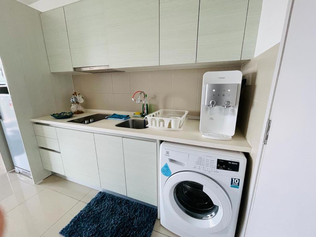 Homestay I-City Cantik, Tenang, Wifi, 4K Smart Tv, Netflix, Coway, Free Parking 샤알람 외부 사진